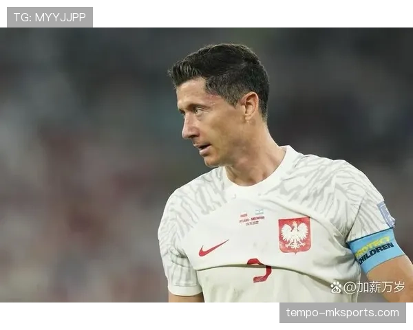 莱万是否被高估：终结效率与体系依赖解析